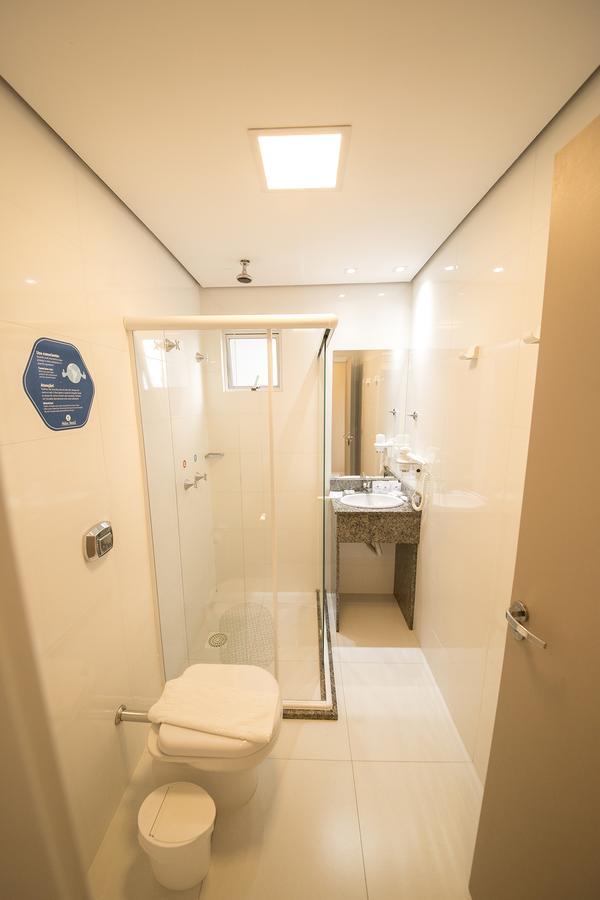 Hiber Hotel - Acesso A ชาเปโก ภายนอก รูปภาพ
